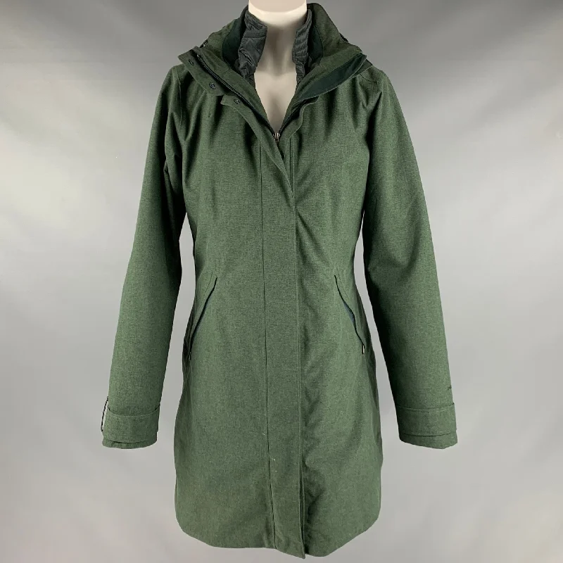 PATAGONIA Size M Green Nylon Hooded Coat